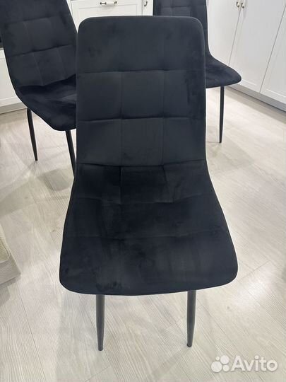 Стулья кухонные мягкие 4 шт