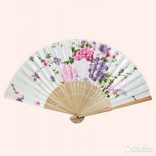 Веер из бамбука и шелка