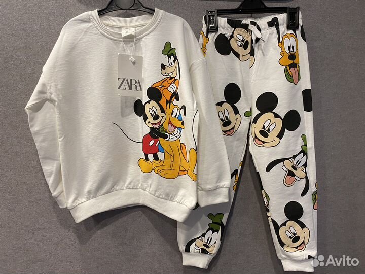 Костюм Zara 110 новый