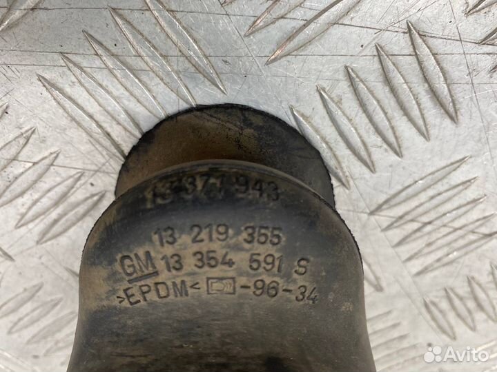 Б/У пыльник рулевой колонки Opel Astra J P10