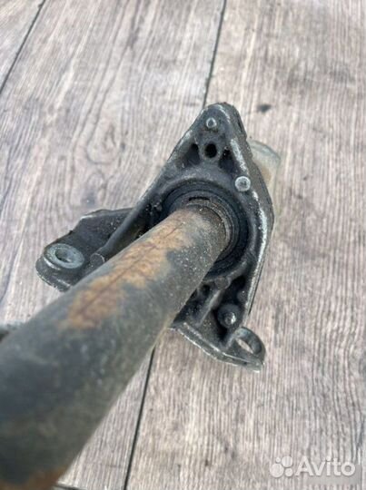 Внутренний шрус правый Renault Laguna 2 1.6