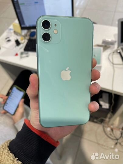 iPhone 11, 128 ГБ