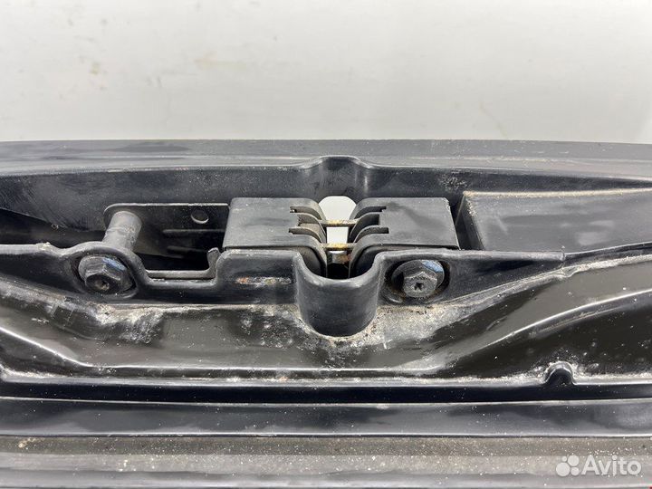 Панель передняя (телевизор) для Audi A4 B6