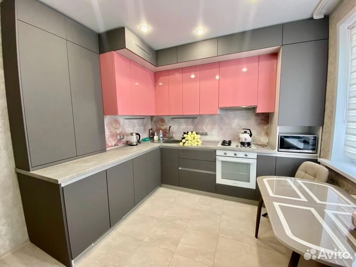 Прямая кухня на заказ. Фабрика