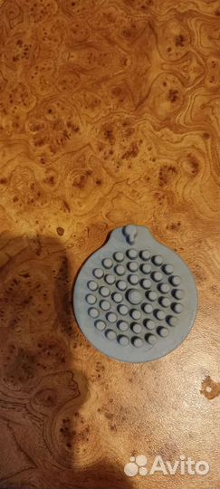 Устройство для очистки сетки мясорубки