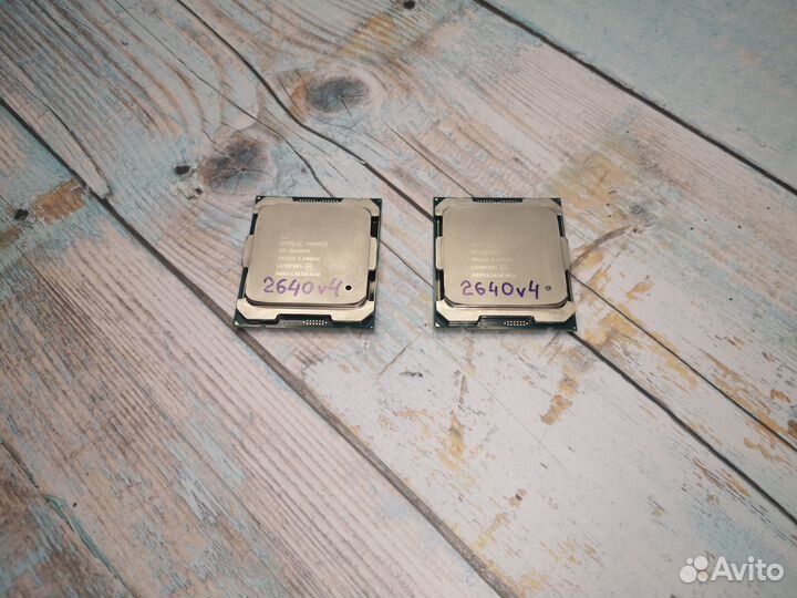 Процессор Intel Xeon E5-2640 v4