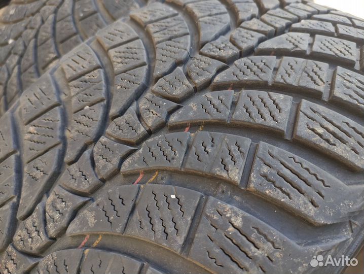 Kumho WinterCraft WP71 245/45 R19 102V