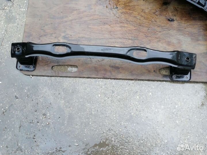 Усилитель заднего бампера BMW X5 E70 X6 E71