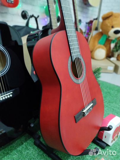 Гитара классика красная матовая