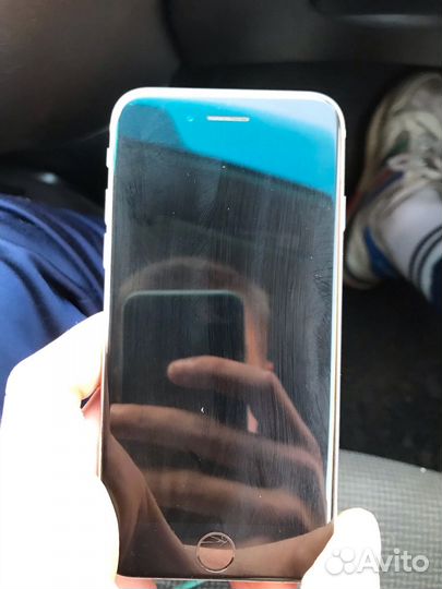 Телефон iPhone se 2020