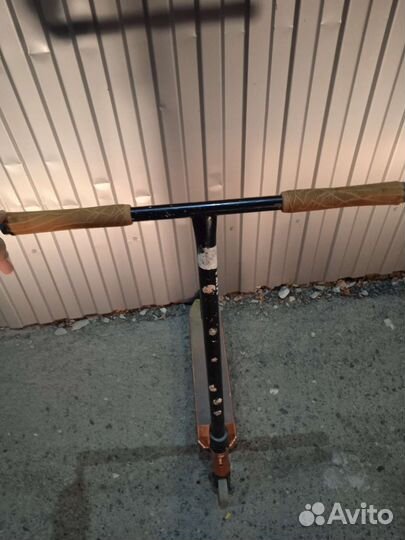 Трюковой самокат