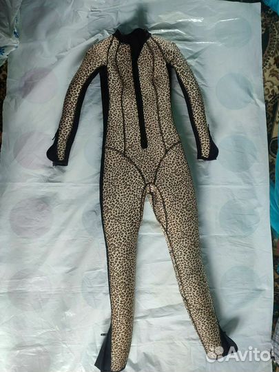 Костюм для дайвинга