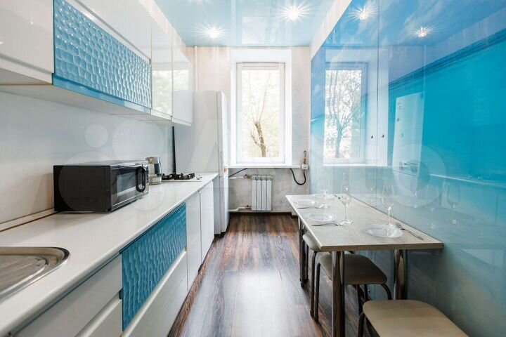 2-к. квартира, 52 м², 2/4 эт.