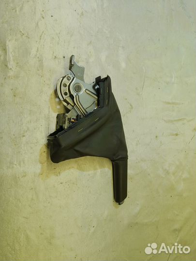 Рычаг ручного тормоза (ручник) Opel Astra H