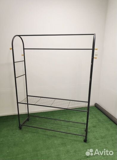 Вешалка для одежды напольная