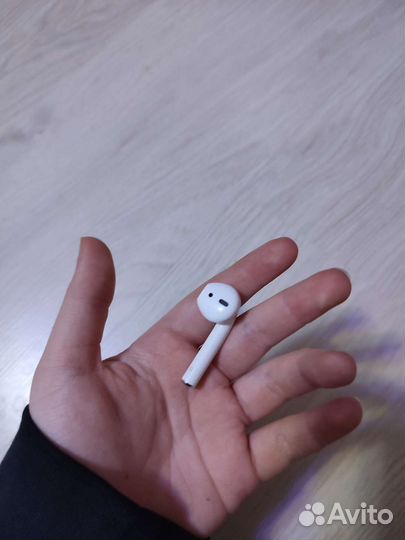 Apple airpods 2 правый наушник + кейс