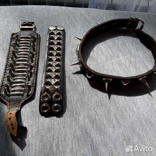 Чокер кожаный с шипами,браслеты