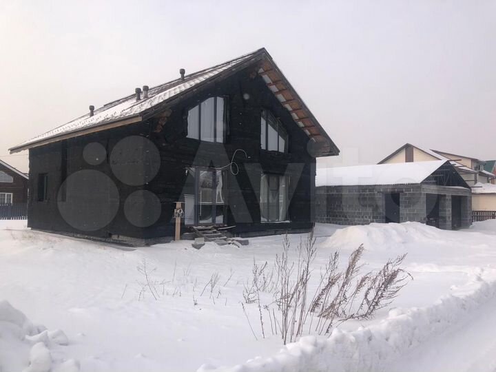 Коттедж 174,1 м² на участке 11,2 сот.