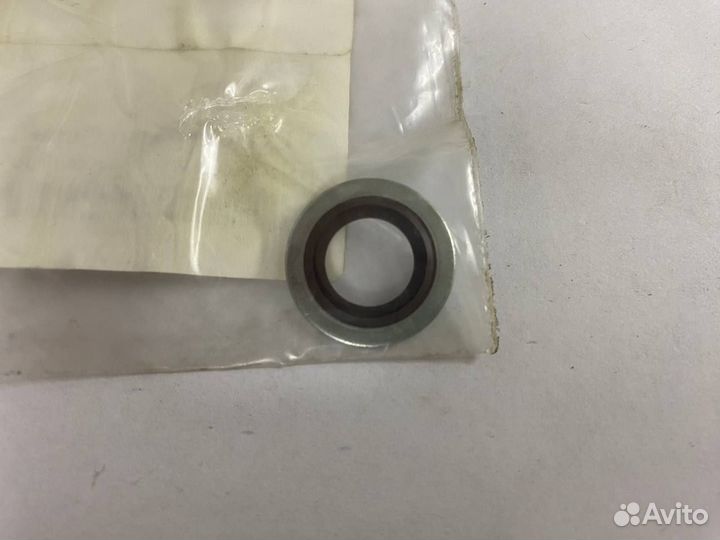 Кольцо сливной пробки Suzuki 153270