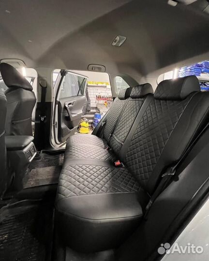 Авточехлы из экокожи Toyota Rav-4 XA50