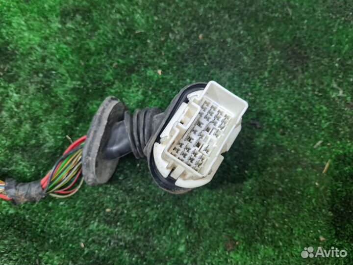 Проводка двери перeдняя левая SsangYong actyon 2