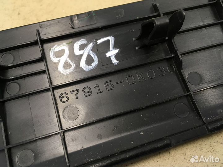 Накладка порога (внутренняя) Hi Lux 2015