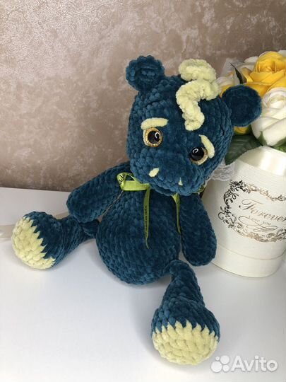 Дракон, динозавр игрушка ручной работы