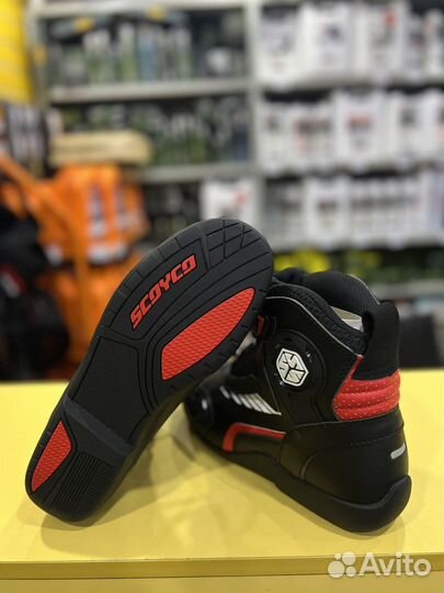 Мотоботы Scoyco MT015-2 черно-красные