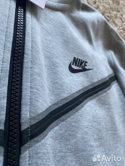 Nike tech fleece