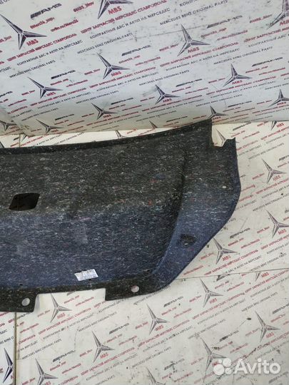 Обшивка крышки багажника w203 Mercedes