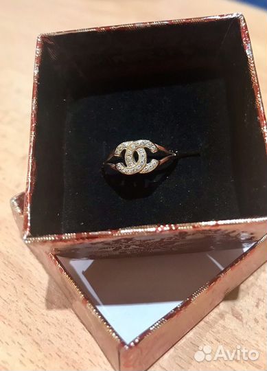 Золотое кольцо размер 18