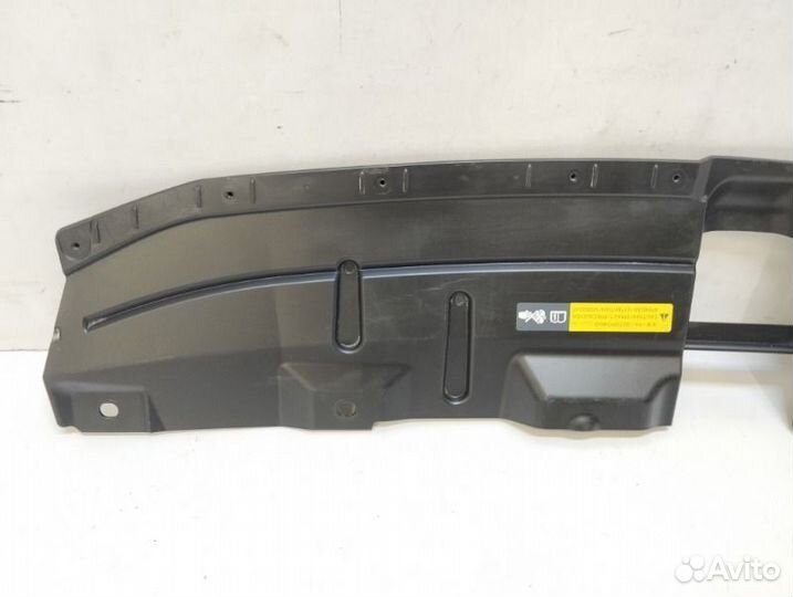 Накладка замка капота Nissan Qashqai J11 2013-2019