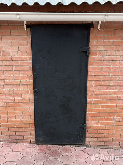 Дверь металлическая