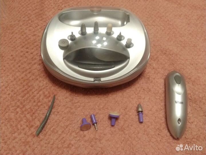 Маникюрный набор Vitek Jasmine