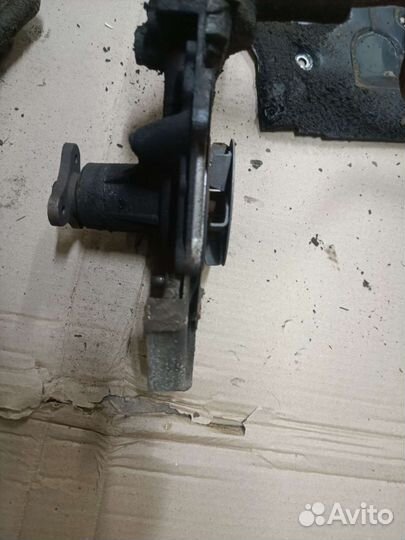 Масляный насос S6D 1.6 Kia Spectra