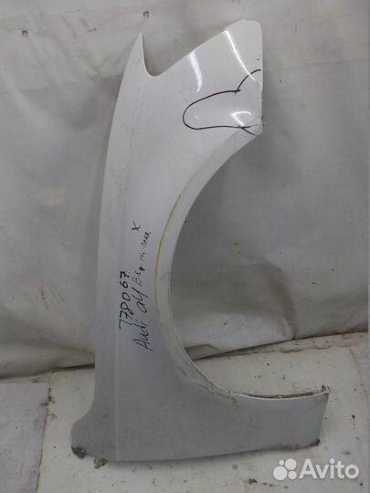 Крыло audi A4 переднее правое