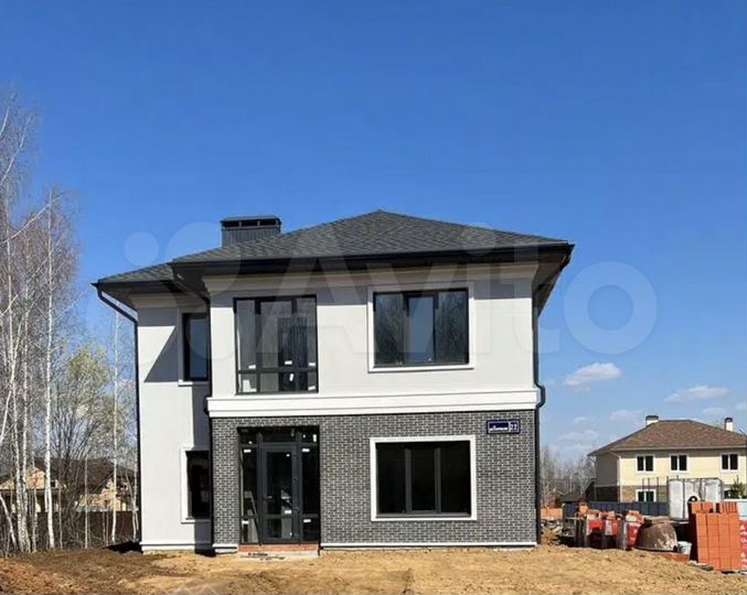 Дом 160 м² на участке 9,5 сот.