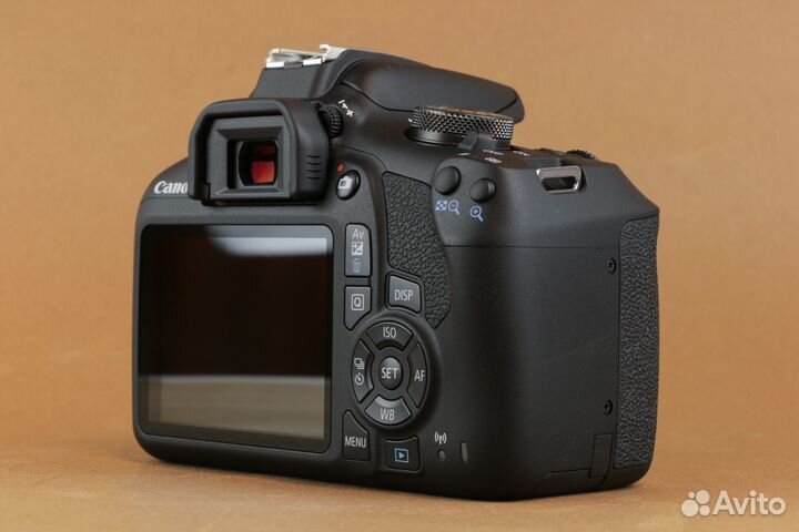 Canon EOS 2000D (id-51442)