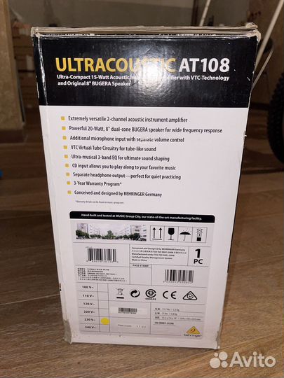 Новый комбоусилитель behringer ultracoustic AT108