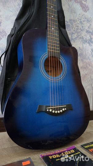Акустическая гитара с чехлом