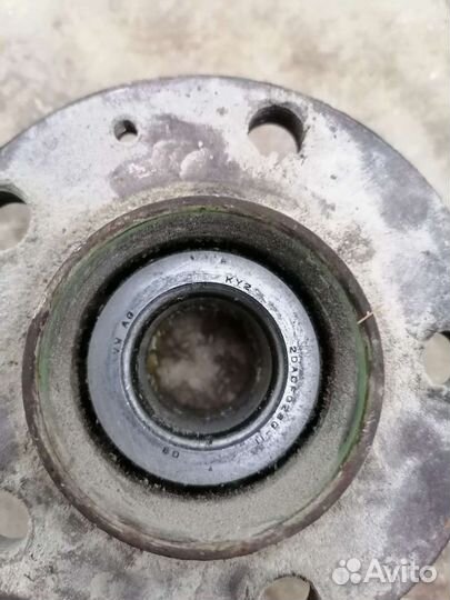 Продам задние ступицы на поло