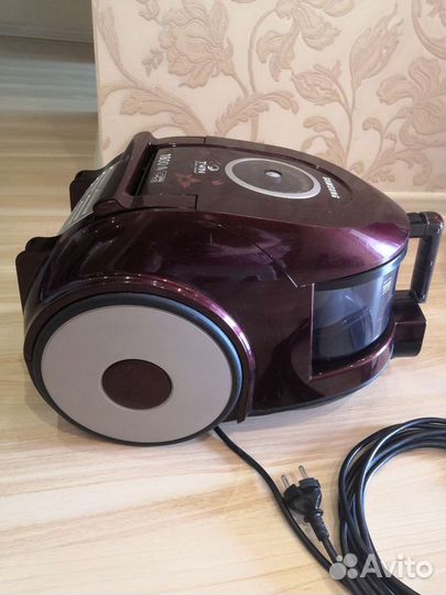 Пылесос Samsung 1800w