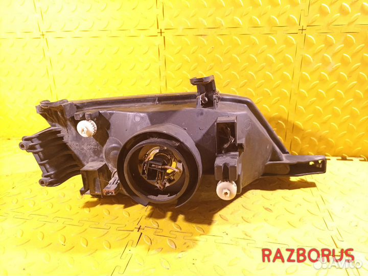 Фара левая Nissan Wingroad / AD Y11