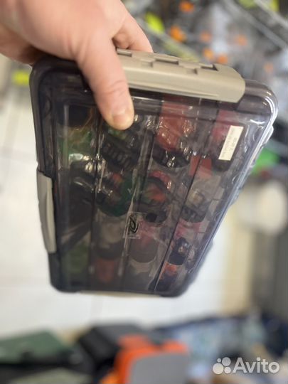 Набор форелевых магготов всех размеров. 14 банок