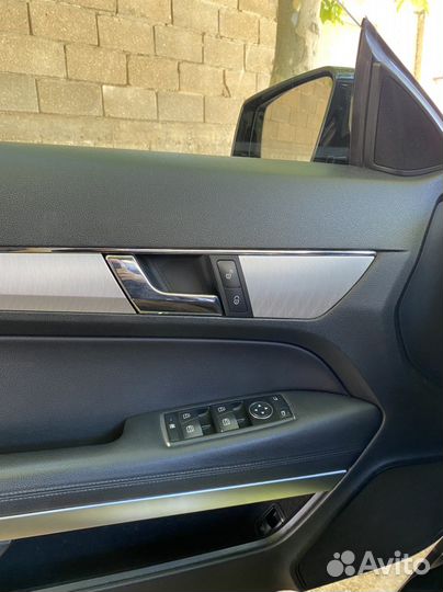 Mercedes-Benz E-класс 1.8 AT, 2012, 190 000 км