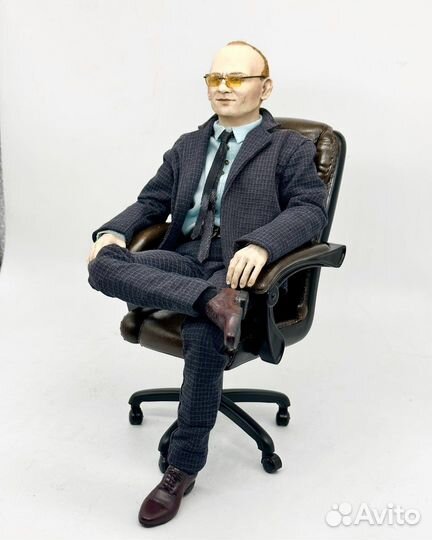 Коллекционные елочные, портретные игрушки