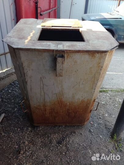 Железный бак