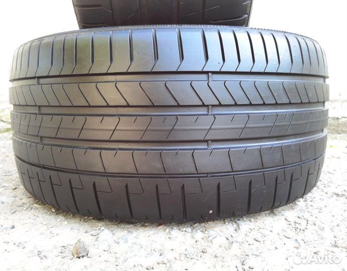 Pirelli P Zero 285/35 R20 104Y