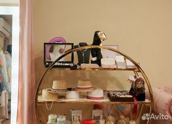 Шоу-рум дизайнерской одежды на Рублевке