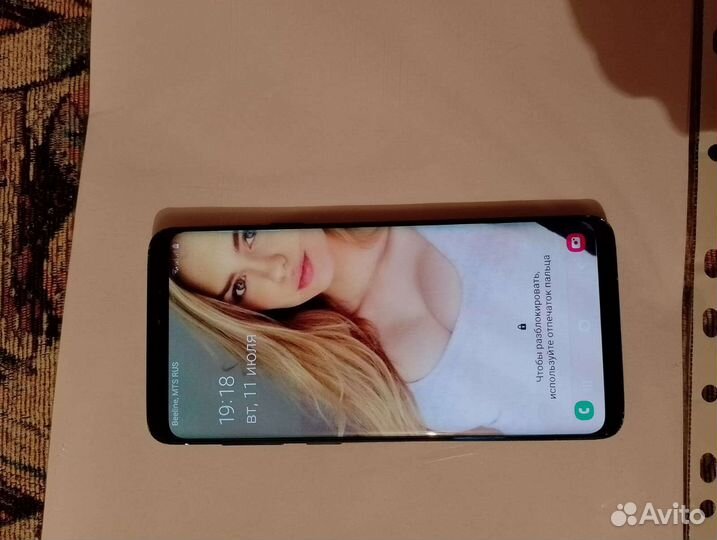 Мобильные телефоны бу samsungS9+